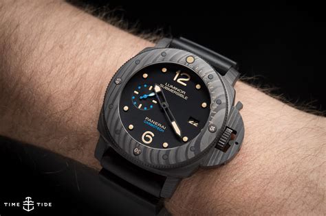 panerai luminor submersible 1950 carbotech replica|panerai luminor 1950.